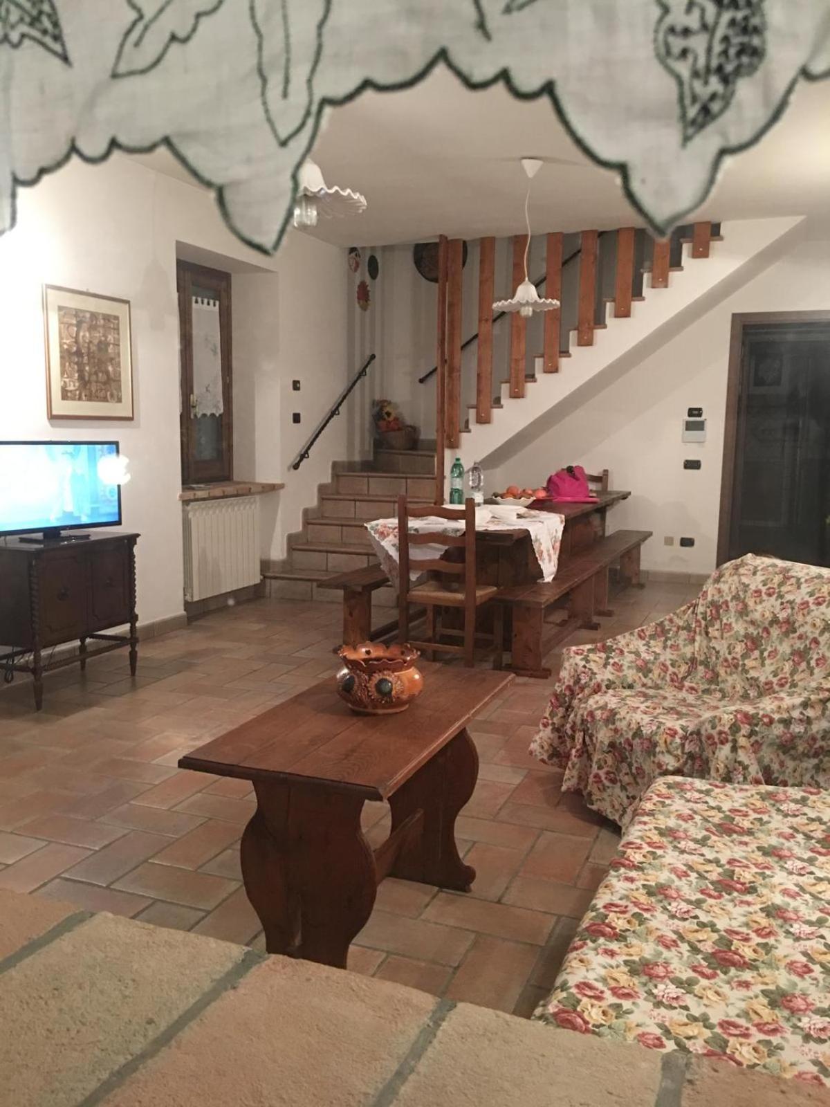 Agriturismo Casa Del Nonno Valfabbrica Экстерьер фото